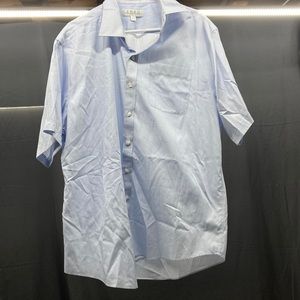Blue Enro short sleeve button down 17